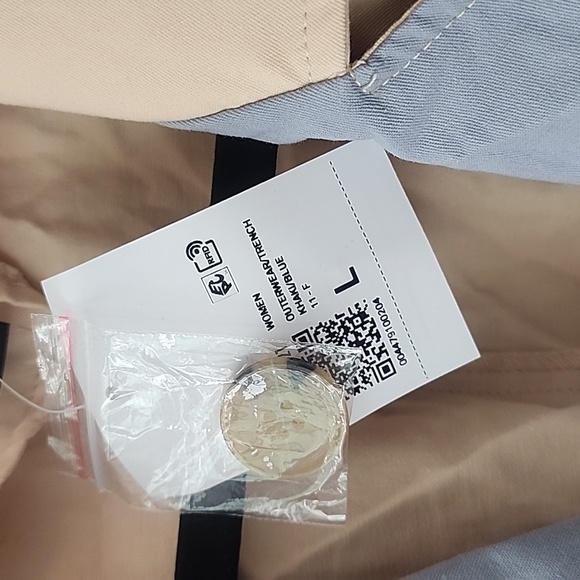 Forever 21 colorblock trench coat/ jacket NWT - Picture 3 of 3